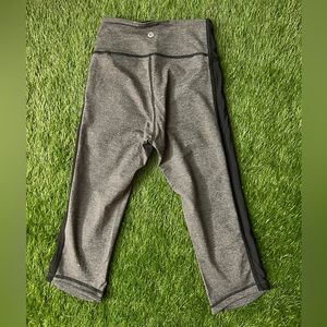 Lululemon capri leggings size 4